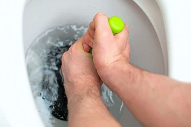 How to Keep Toilet Drain Clear