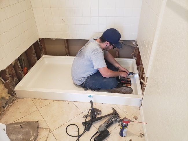 Different standard sizes of shower pans and their installation process