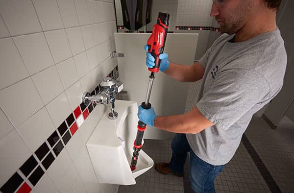 How To Use A Toilet Auger